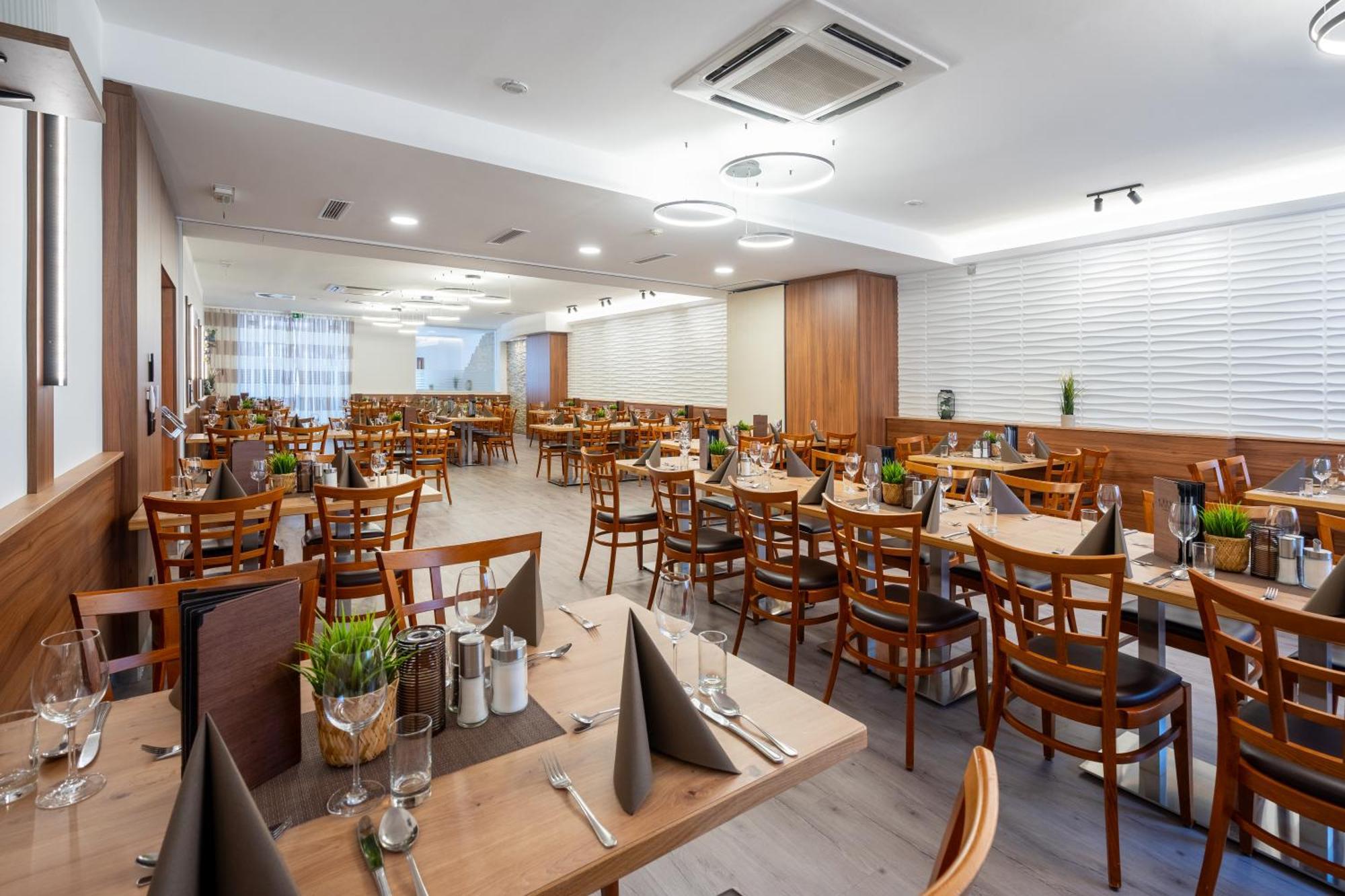 City Hotel ชต็อคเคอเรา ภายนอก รูปภาพ