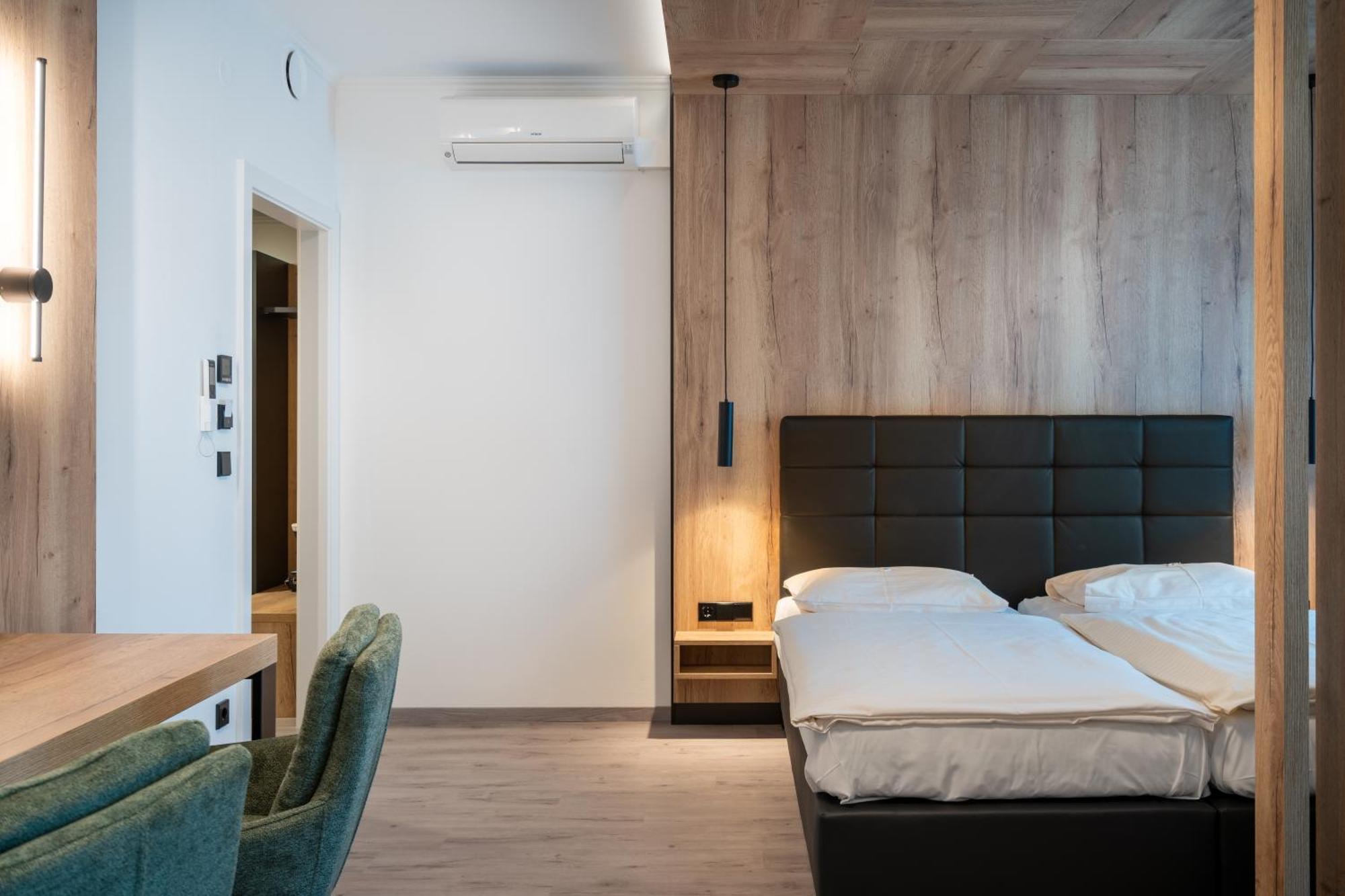 City Hotel ชต็อคเคอเรา ภายนอก รูปภาพ